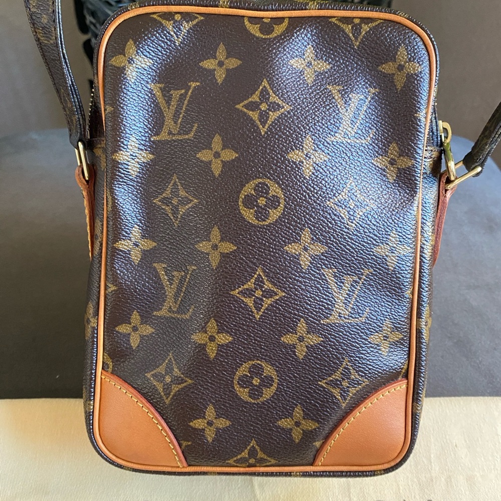 Louis Vuitton Amazone Monogram Crossbody Y2K, M45236, Vachetta Leather, Canvas - Picture 3 of 16